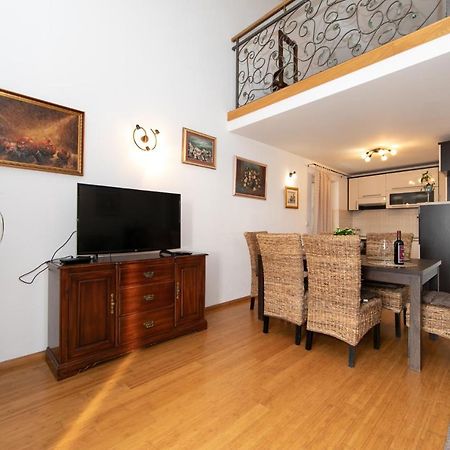 Apartmani Silva Tučepi Extérieur photo