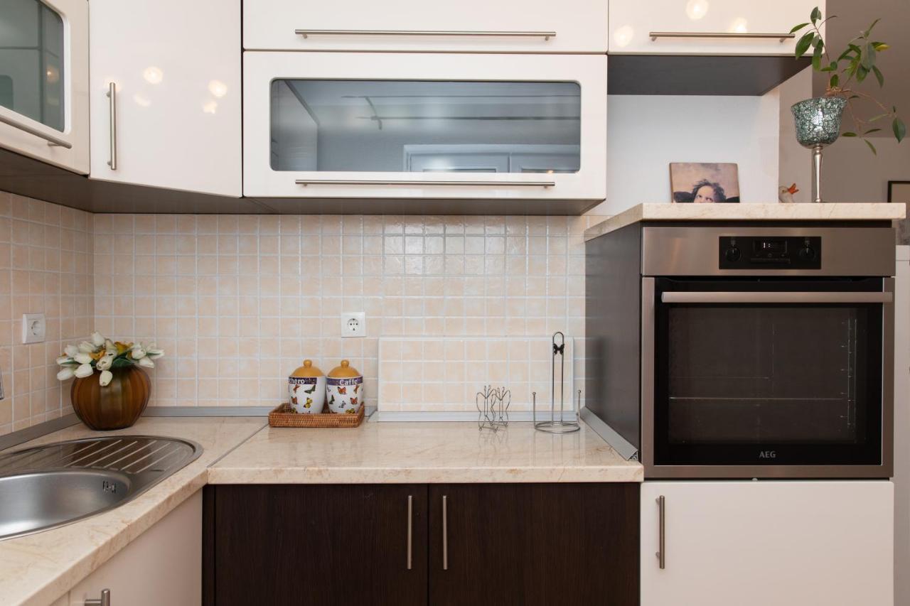 Apartmani Silva Tučepi Extérieur photo