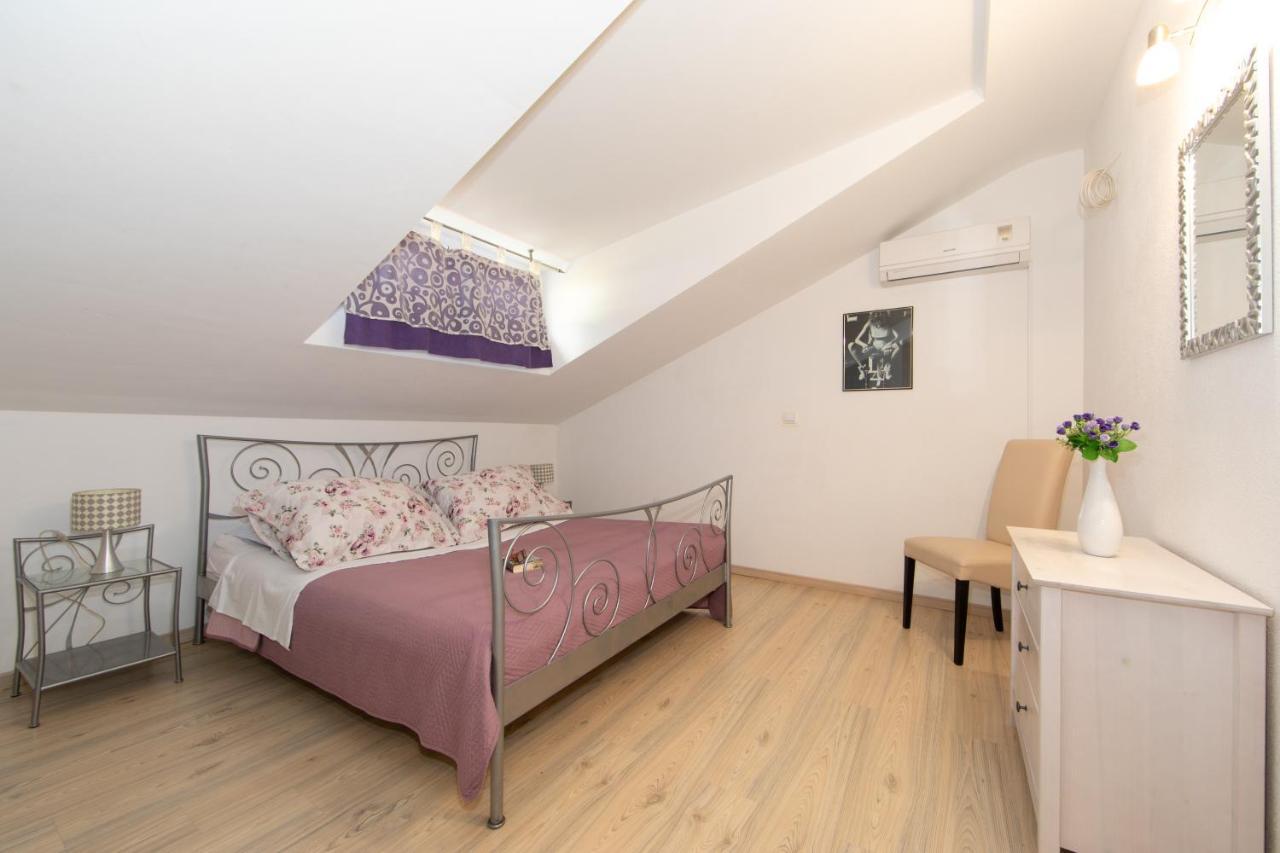 Apartmani Silva Tučepi Extérieur photo