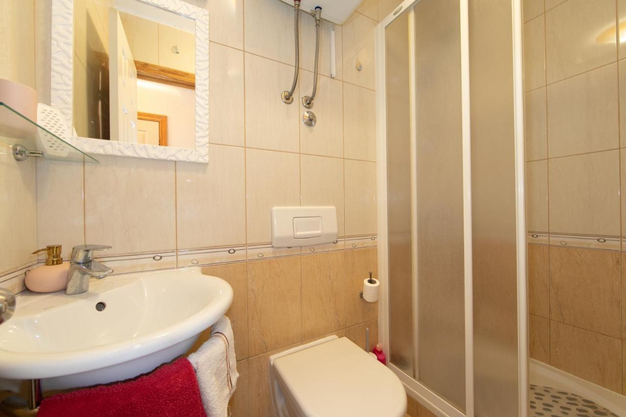 Apartmani Silva Tučepi Extérieur photo