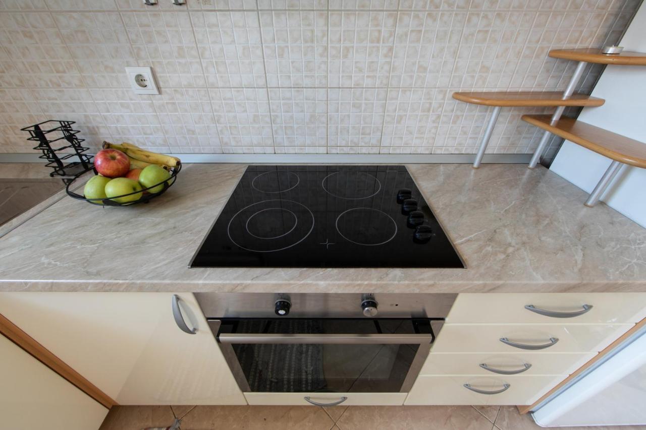 Apartmani Silva Tučepi Extérieur photo