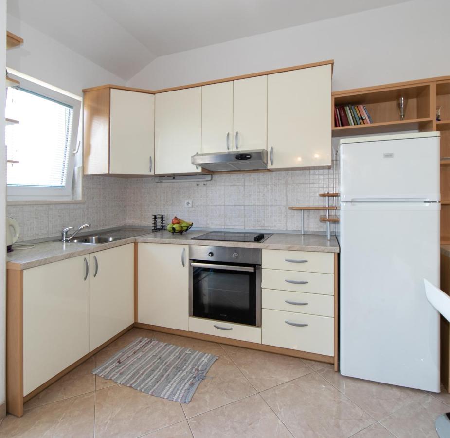 Apartmani Silva Tučepi Extérieur photo